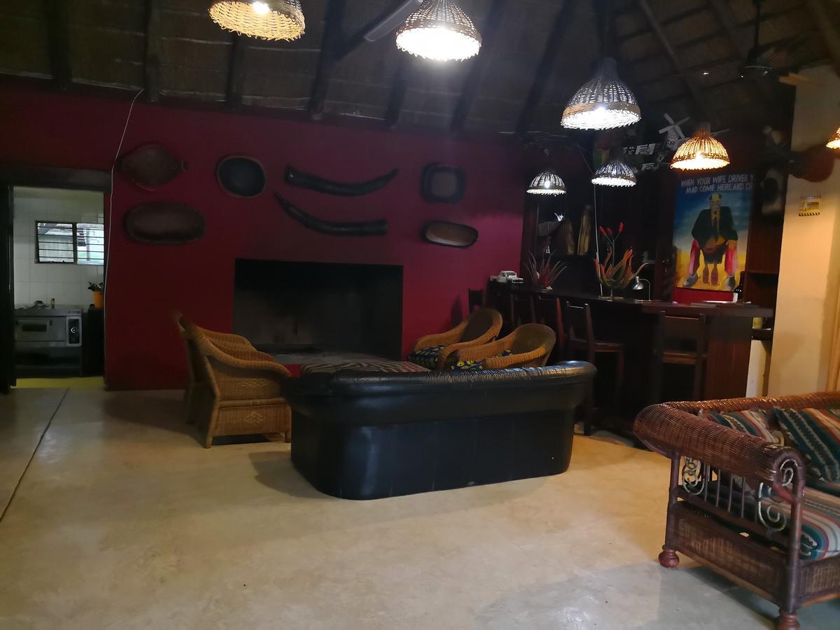 Touch Of Africa Lodge Lanseria Buitenkant foto