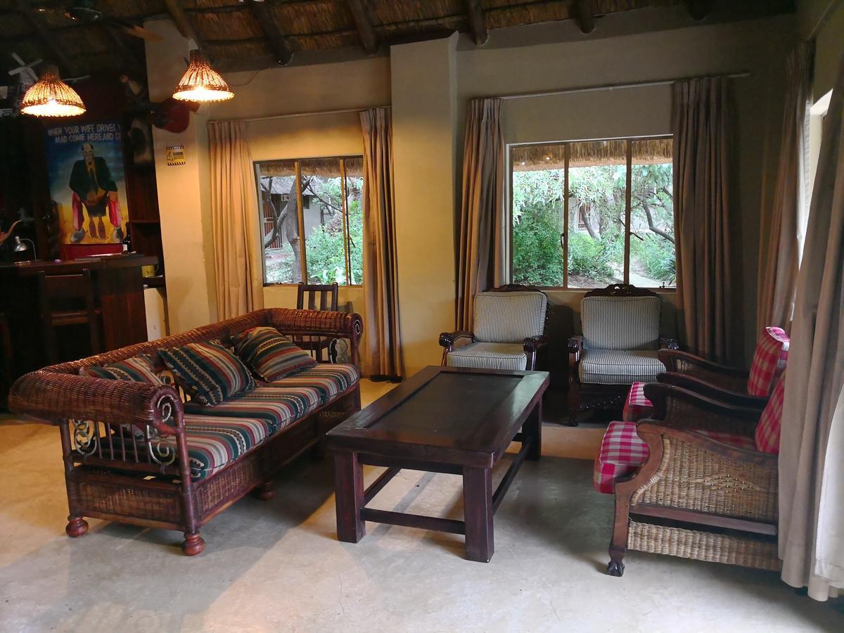 Touch Of Africa Lodge Lanseria Buitenkant foto